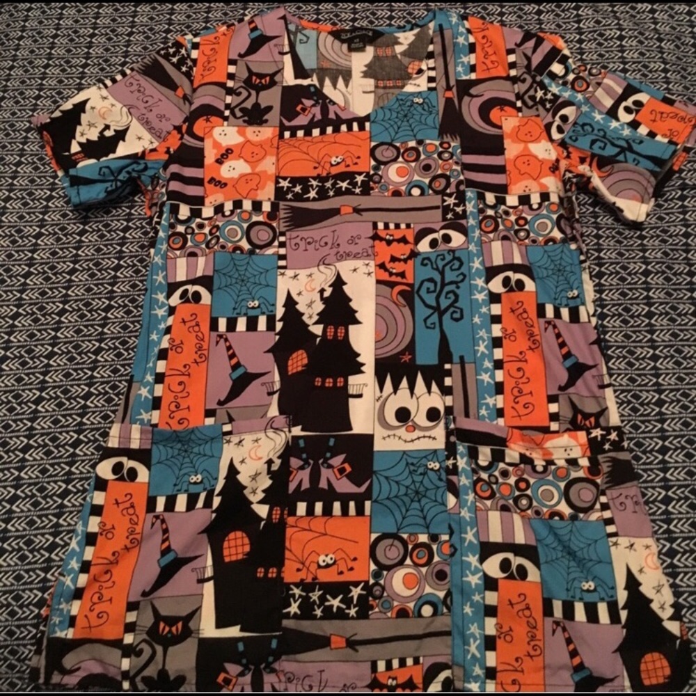 Cute Halloween Scrub Top Size XS